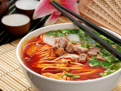 一碗牛肉面里的经济“风向标”