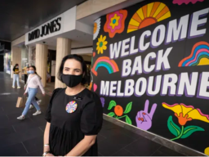 圣诞节提前报到!墨尔本各大商超人头攒动喜气洋洋