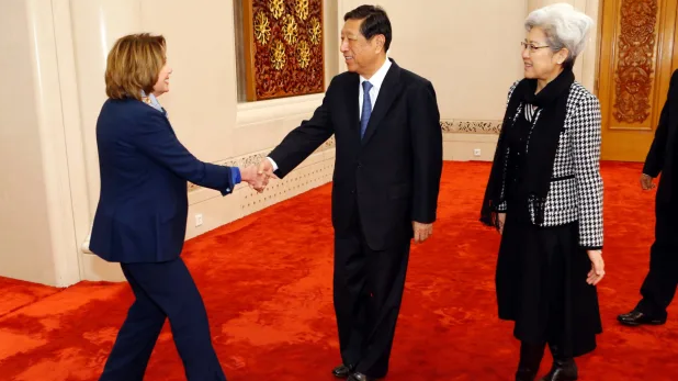 中国外交官呼吁中澳结束对抗!澳洲勿与美国站队