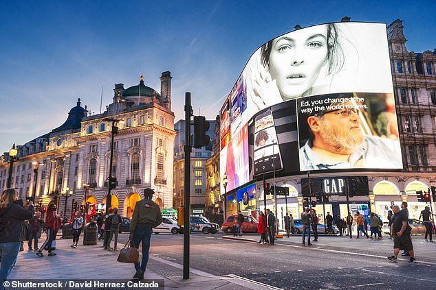澳人将能在英国生活两年以上!英国推动免签互访,澳洲护照又要升值了?