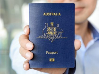 出国禁令之下,澳洲签发了多少本护照?外交部给出最新数据