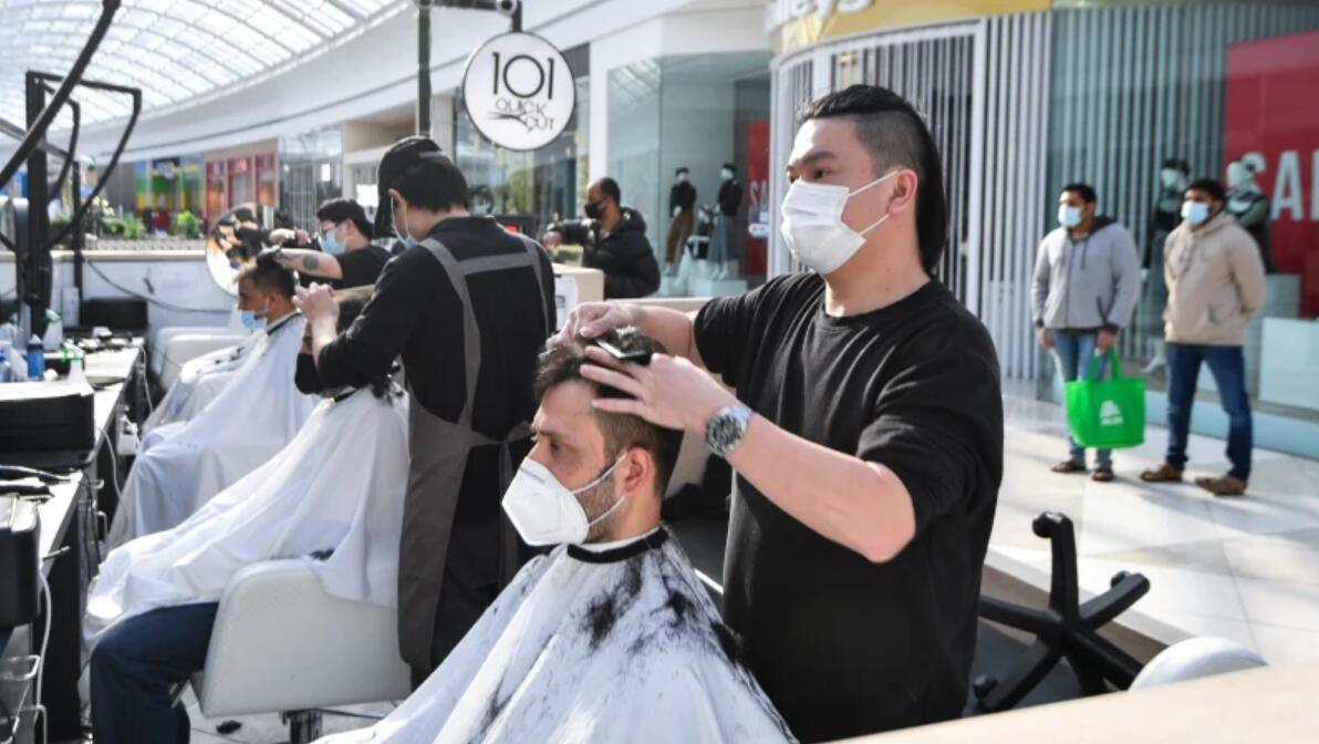 “我要去理个头发”维州商户陆续复工提振消费者信心