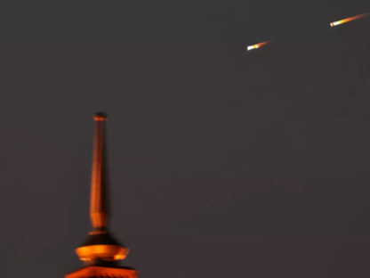 美多地经历爆炸?神秘巨响伴随“火球”划过天空