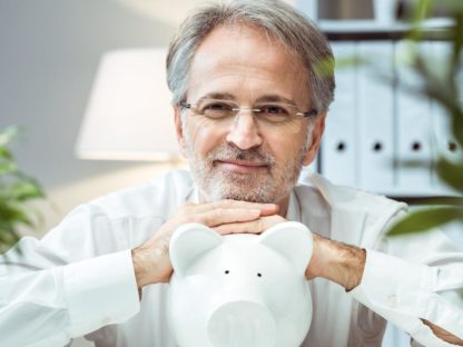《每周话题》为什么当今退休族已经不能光靠老年金过活了?