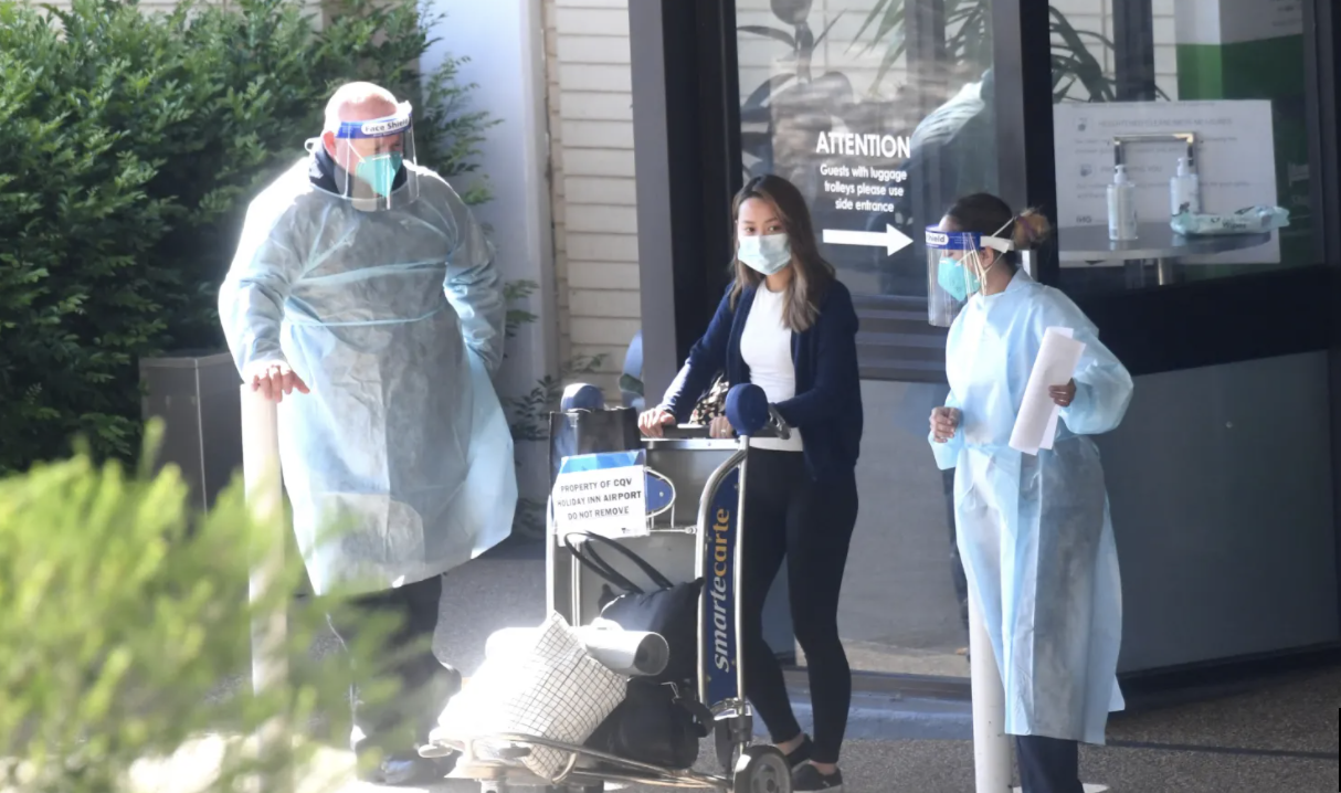 墨尔本假日酒店8例确诊全撤离,员工防护装备一律改用最高规格!