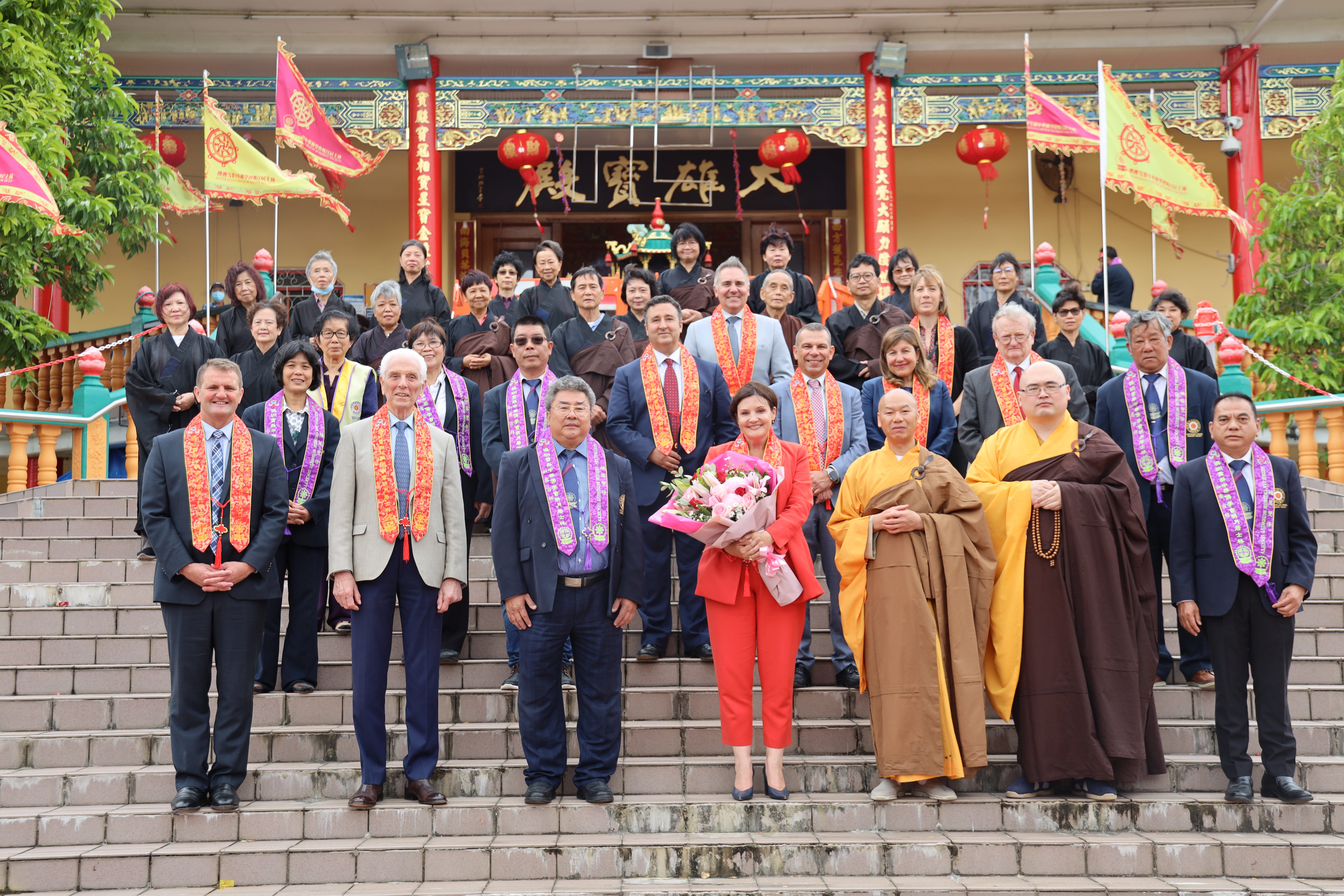 新州工党领袖到唐人街,宝活,西区给广大市民拜年