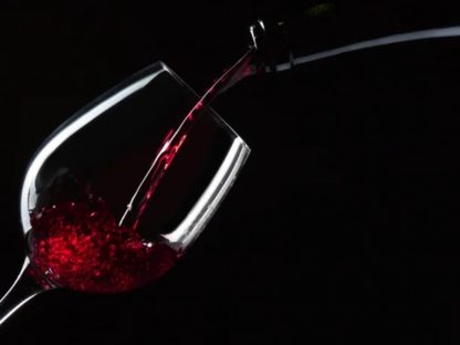澳中贸易硝烟再起!数万升葡萄酒在中国港口被拒入关