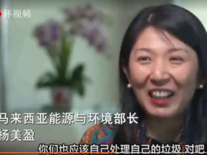 天哪!澳人每年扔数百万吨校服,中国一个禁令,让澳洲彻底奔溃…