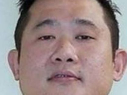 墨市华女失踪案又有新线索!看过这两辆车的民众请报警!