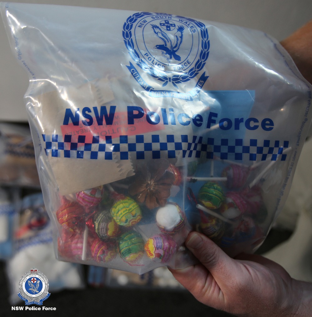 棒棒糖竟藏有大量毒品!新州警方破获美国毒品走私案