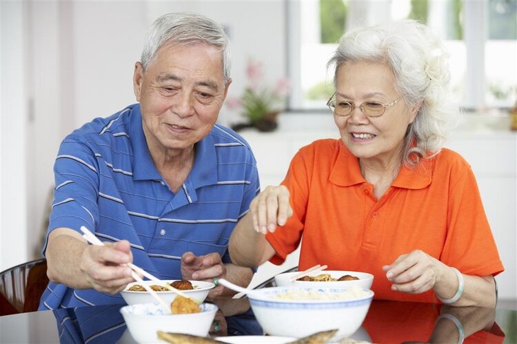 “吃得越饱 死得越早”靠谱还是伪科学?权威研究来了