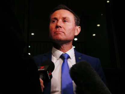 联盟党名面扫地!昆州议员偷拍女性不雅照片被当场抓包