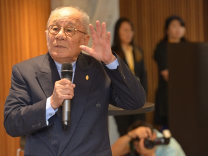 前国策顾问邱垂亮病逝 台外交部:驻澳代表已致电慰问