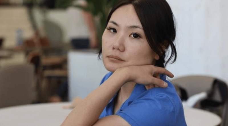 阿德华女讨薪被打反登“黑名单”?网友吁华人商家联合,抵制“给雇主找麻烦的留学生”
