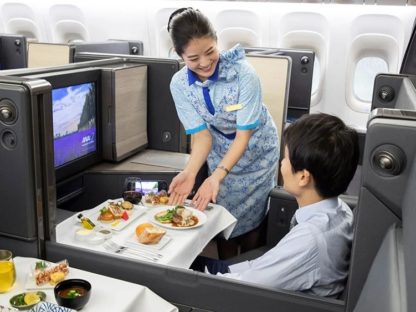 疫情下日本航空业者出招 现役波音777“变”餐厅